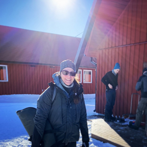 Porträttbild av Wiebke Neumann utomhus vintertid.