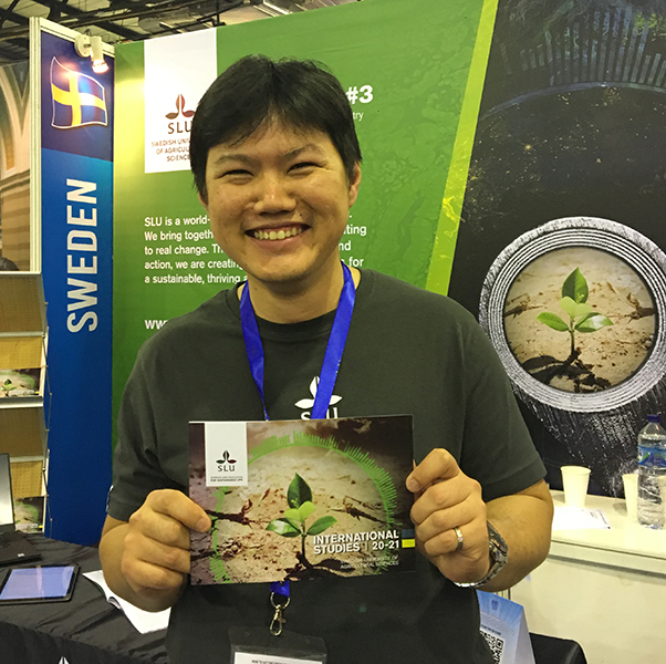 Marcelinus Hatorangan, SLU alumn som deltog vid mässorna i Jakarta. Foto: Elin Helgsten.