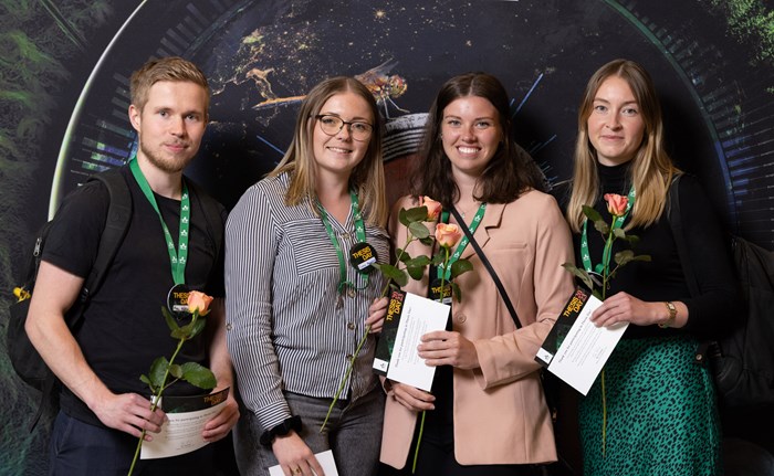 Participants celebrating during Thesis Day. Photo: Johan Wahlgren