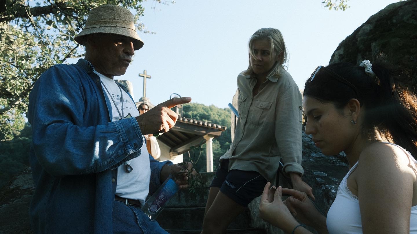 picture of three persons in Evora, Portugal