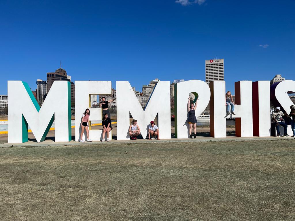 picture of students during a visit in Memphis